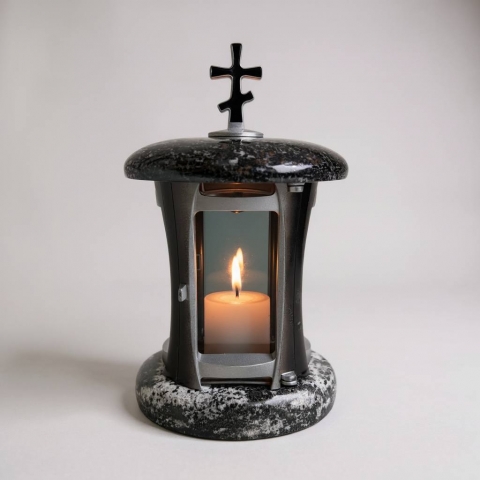 Лампада гранит Амфиболит. Серебро. 4 200 ₽/шт 