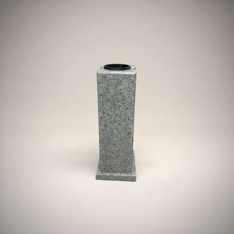 Ваза Квадрат Мансуровский гранит 40 см. 6 500 ₽/шт